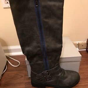Brand new Grey Boots